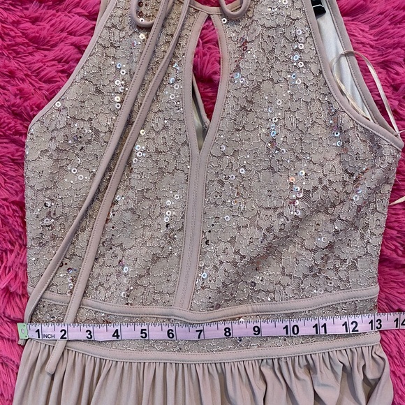 Evening Gown Sequin  Dreamy flowing and ready for a night out - Picture 4 of 8